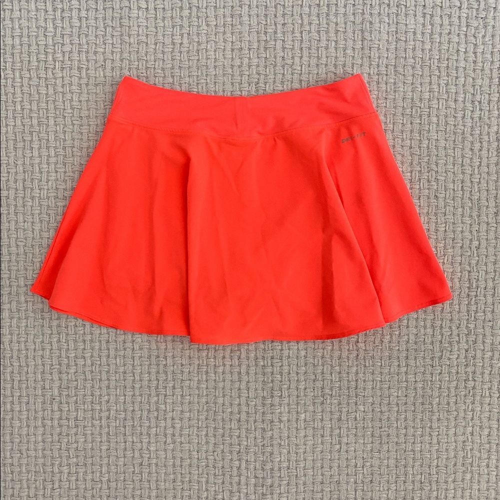 SOLD Nike Tennis Skirt - Picture 3 of 5